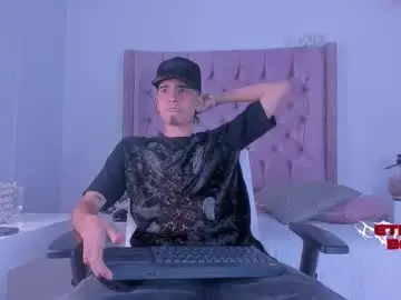 Chaturbate Sex Chat of ethan_boy_