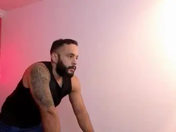 Chaturbate Live Sex Cam of mike_savage3