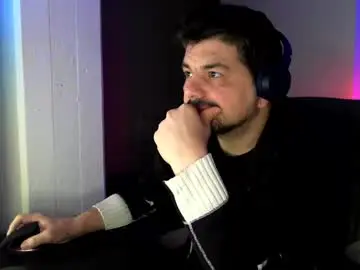 Chaturbate Nude Webcam of oscarleo