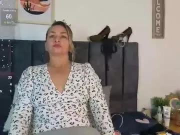 Chaturbate Watch Live Sex Cams of samantha_evans41