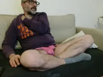 Chaturbate Sex Chat of new_simi_74