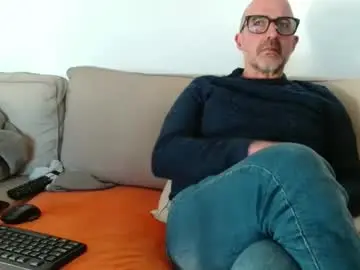 Chaturbate Adult Video Chat of new_simi_74