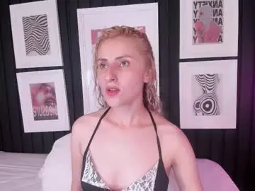 Chaturbate Adult Video Chat of odette_bulgari