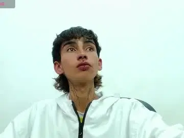 Chaturbate Live Sex of ttimy_x_boy