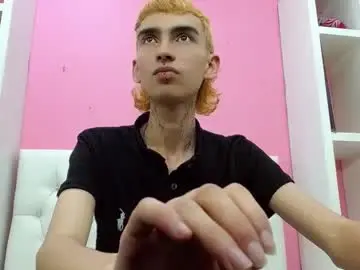 Chaturbate Sex Chat of ttimy_x_boy