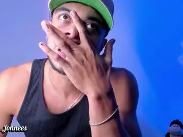 Chaturbate Live Sex Cam of tyler_jonnes