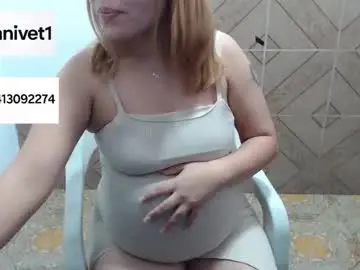 Chaturbate Best live sex cam show of camilasexx892