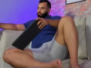 Chaturbate Watch Live Sex Cams of chris_varden