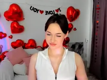 Chaturbate Live Sex Cam of makeyouehappy