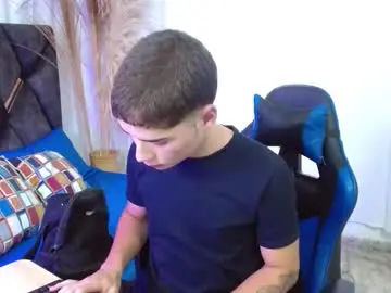 Chaturbate Live Sex Cam of matiii18