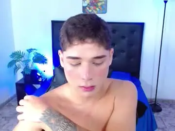 Chaturbate Best live sex cam show of matiii18