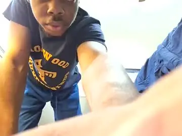 Chaturbate Nude Webcam of moneyboysaveg548