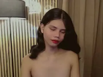 Chaturbate Live Sex Cam of yourfavoratevivian