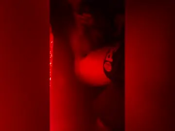 Chaturbate Watch Live Sex Cams of bigdickpapishampoo