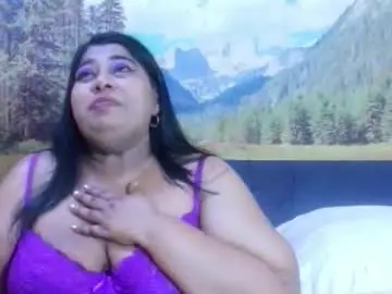 Chaturbate Free Live Porn of indianhoney24
