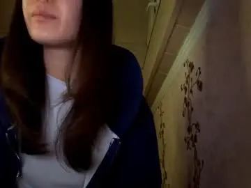 Chaturbate Live Sex Cam of migdaliafenlon