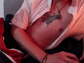 Chaturbate Sex Cam of naytonfreeman