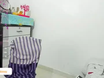 Chaturbate Adult Webcams of sarah_fox20