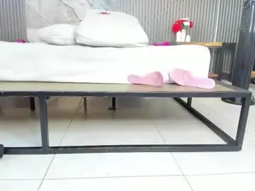 Chaturbate Adult Video Chat of julietha_taylor