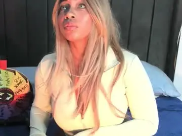 Chaturbate Adult Video Chat of kyliewhiteboobs