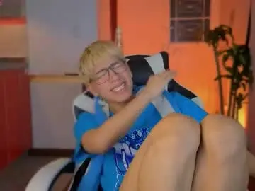 Chaturbate Best live sex cam show of taichi_bluy