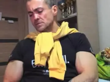 Chaturbate Live Sex Cam of carin_the_body