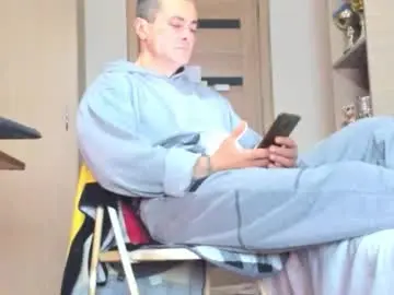 Chaturbate Live Porn of carin_the_body