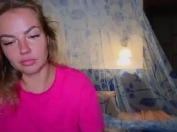 emilyrobbie from chaturbate