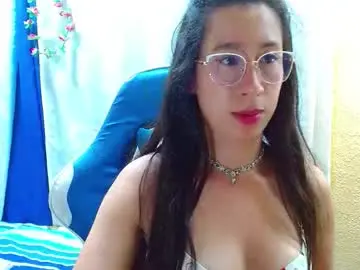 Chaturbate Live Porn of gia_leinn