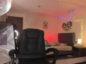 Chaturbate Adult Webcams of justinbe_