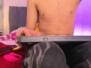 Chaturbate Best live sex cam show of justinbe_