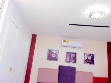 Chaturbate Best live sex cam show of megan_bigboobs3