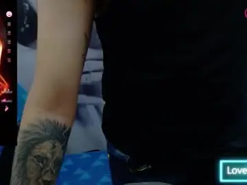 Chaturbate Live Sex Cam of airon_blade