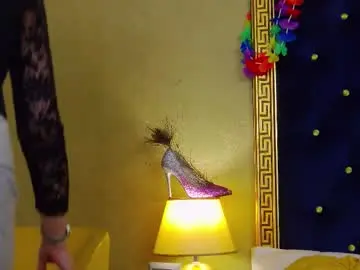 Chaturbate Live Sex Cam of alura_jenson_