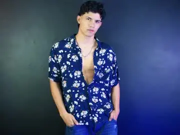 Chaturbate Free Live Porn of guts_x