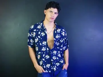 Chaturbate Live Sex of guts_x