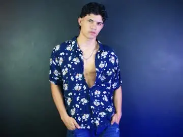 Chaturbate Live Sex of guts_x