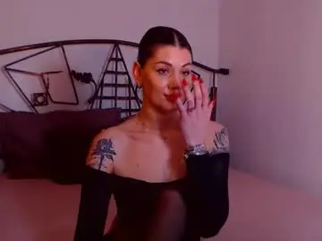 Chaturbate Live Sex Cam of yvonneeverlee