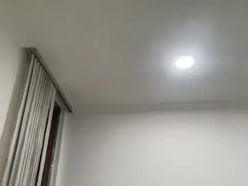 Chaturbate Live Sex Cam of bdever7