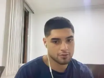 Chaturbate Live Sex Cam of bdever7