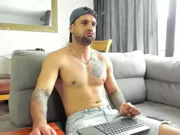 Chaturbate Sex Cam of davevilboy