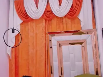 Chaturbate Live Sex of malu_horny_69