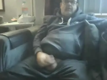 naturistmale45 from chaturbate