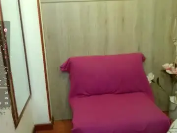 Chaturbate Live Sex Cam of ximena_grant