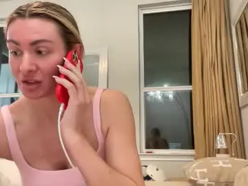 Chaturbate Live Sex Cam of thefitfreak