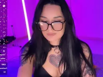 Chaturbate Adult Webcams of kira_sapphire