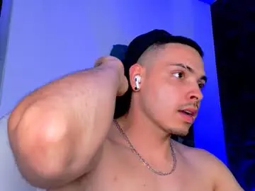 Chaturbate Watch Live Sex Cams of maxwell_dupont