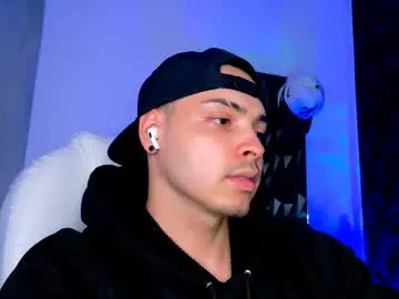 Chaturbate Adult Webcam of maxwell_dupont