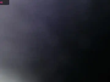 Chaturbate Adult Video Chat of miahlove3x