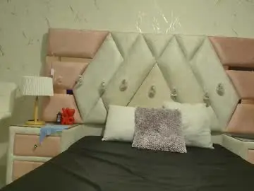 Chaturbate Free Live Porn of perlastar_t